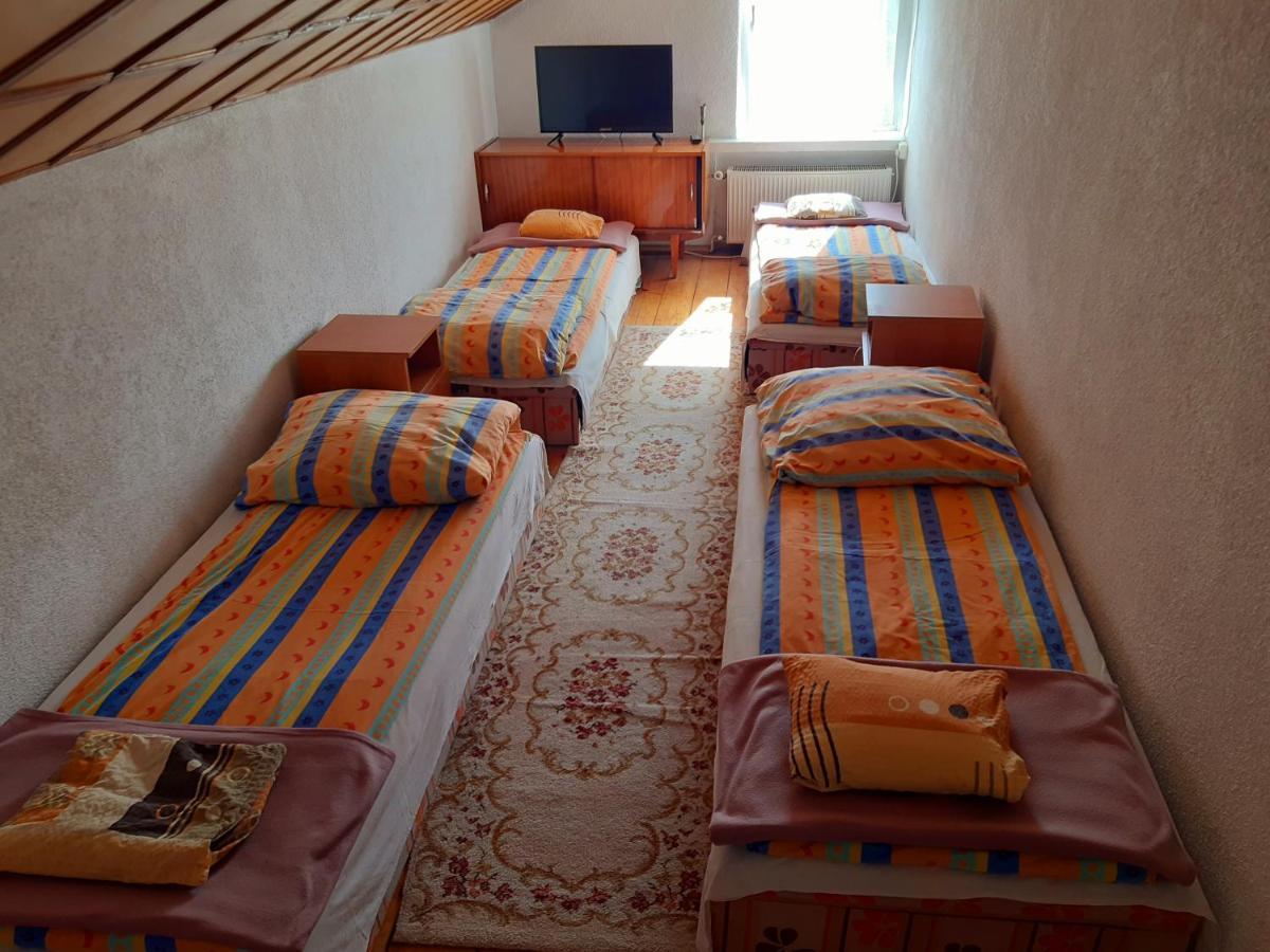 Pensjonat Osemka Lewin Klodzki Zewnętrze zdjęcie
